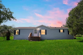 Relaxing 4BR Hideaway in Groveland cottage